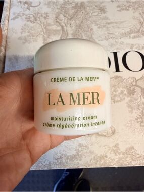 La Mer Crème de la Mer Moisturizing Cream - White